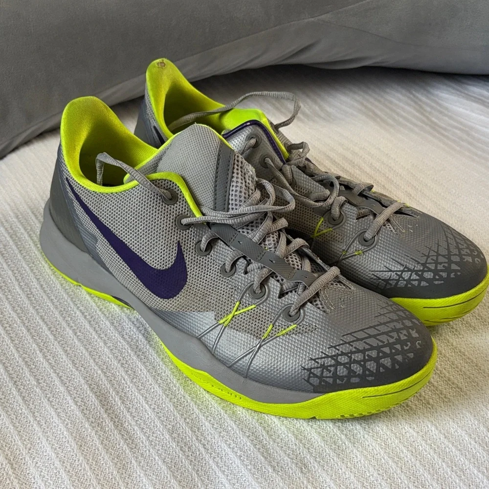 Nike Kobe Venomenon 4 Size 11.5
